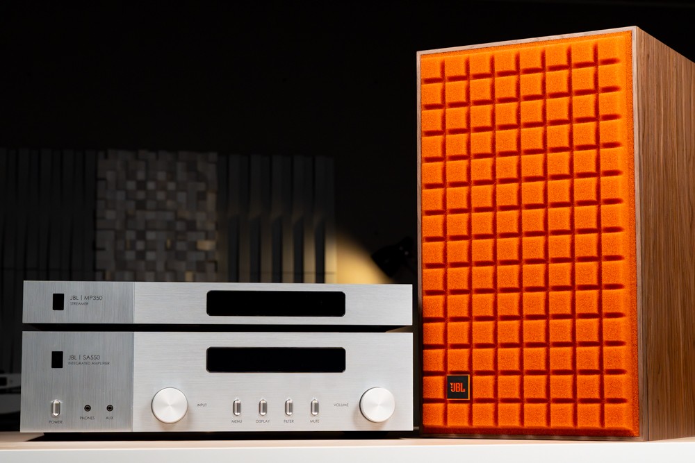 历久弥新的经典复古设计：JBL MP350 Classic 串流播放器 / SA550 Classic 综合扩大机