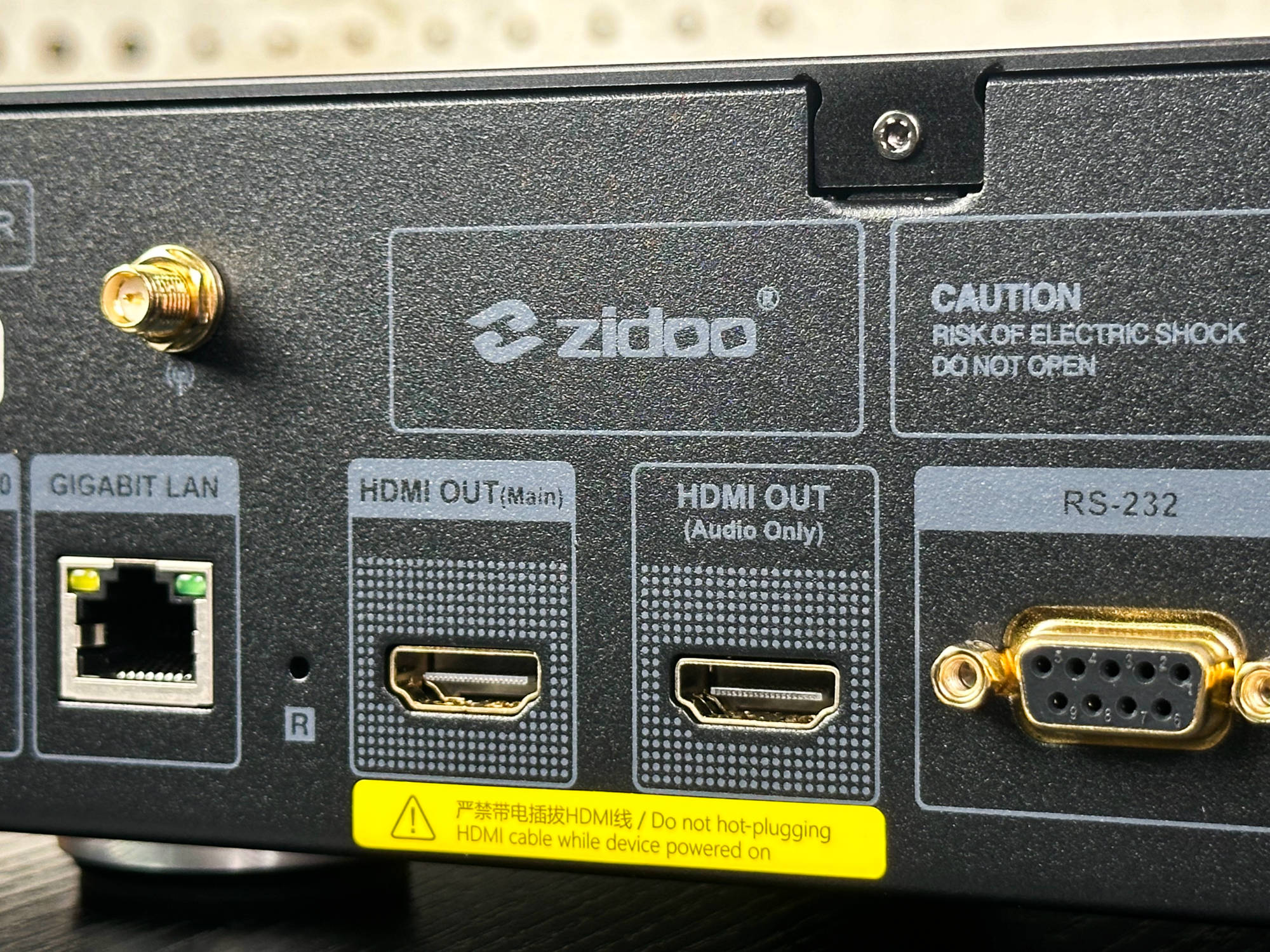 推荐|“两个硬盘带来的快感”Zidoo芝杜UHD5000超高清播放机-影音新生活