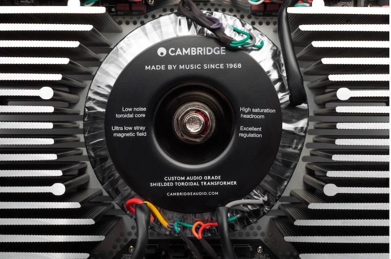 新品 | “旗舰 Edge 技术下放”Cambridge EXA100 综合扩大机-影音新生活