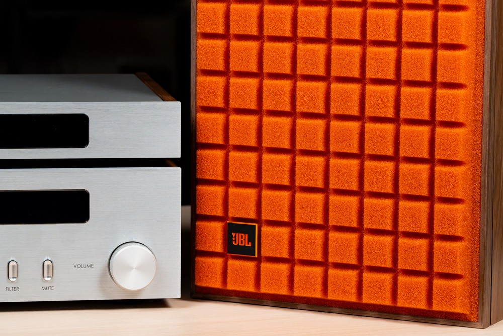历久弥新的经典复古设计：JBL MP350 Classic 串流播放器 / SA550 Classic 综合扩大机
