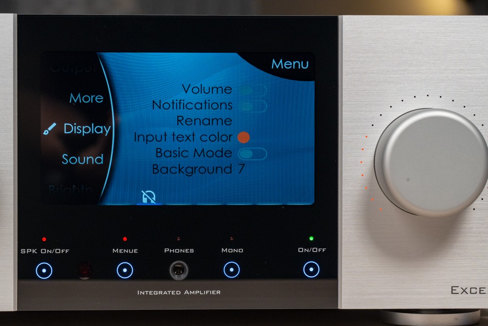 1756574980986933.jpg 理性与感性一次给足:Trigon Excellence 综合扩大机