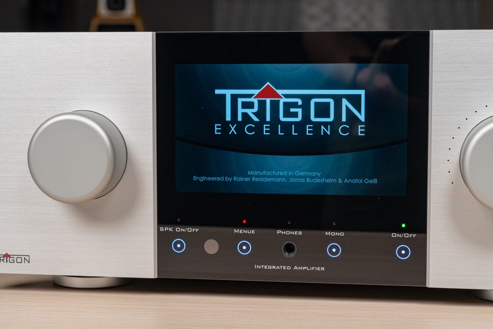 1756574980110548.jpg 理性与感性一次给足:Trigon Excellence 综合扩大机