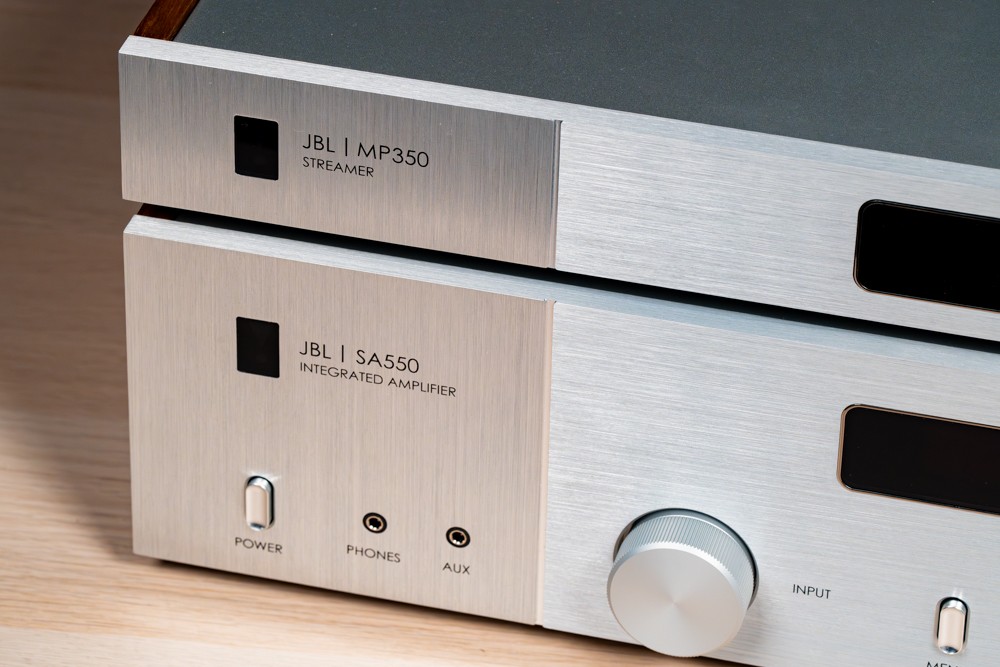 历久弥新的经典复古设计：JBL MP350 Classic 串流播放器 / SA550 Classic 综合扩大机