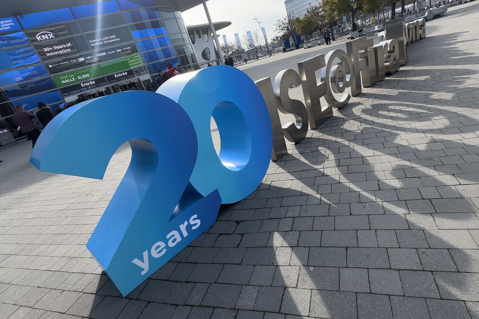 现场|“沉浸式影院继续进化,顶级显示方案新挑战” ISE 2024欧洲国际视听及集成系统展报道-影音新生活