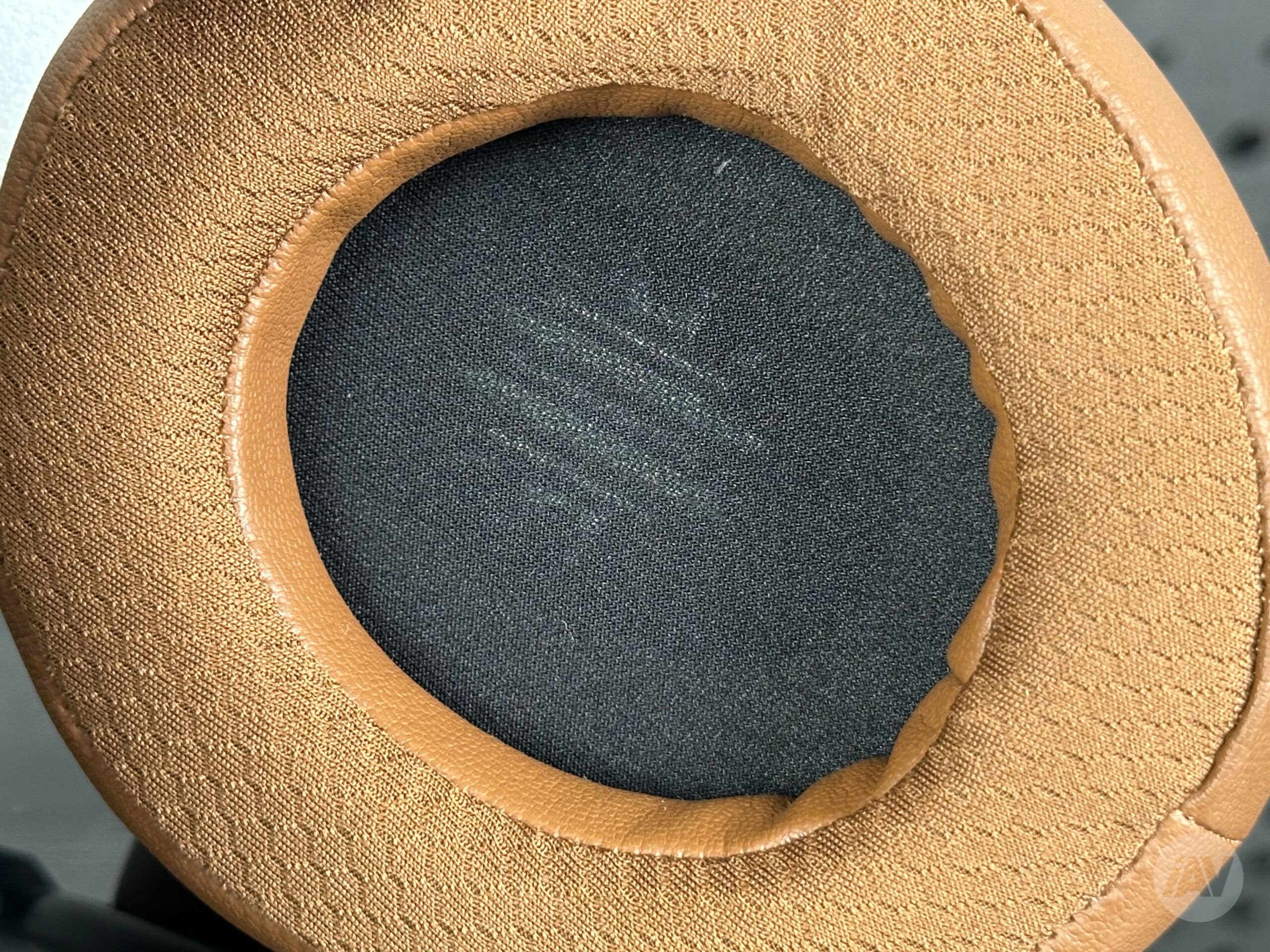 推荐 | “复刻还是致敬?”HIFIMAN HE-R10P木壳耳机-影音新生活
