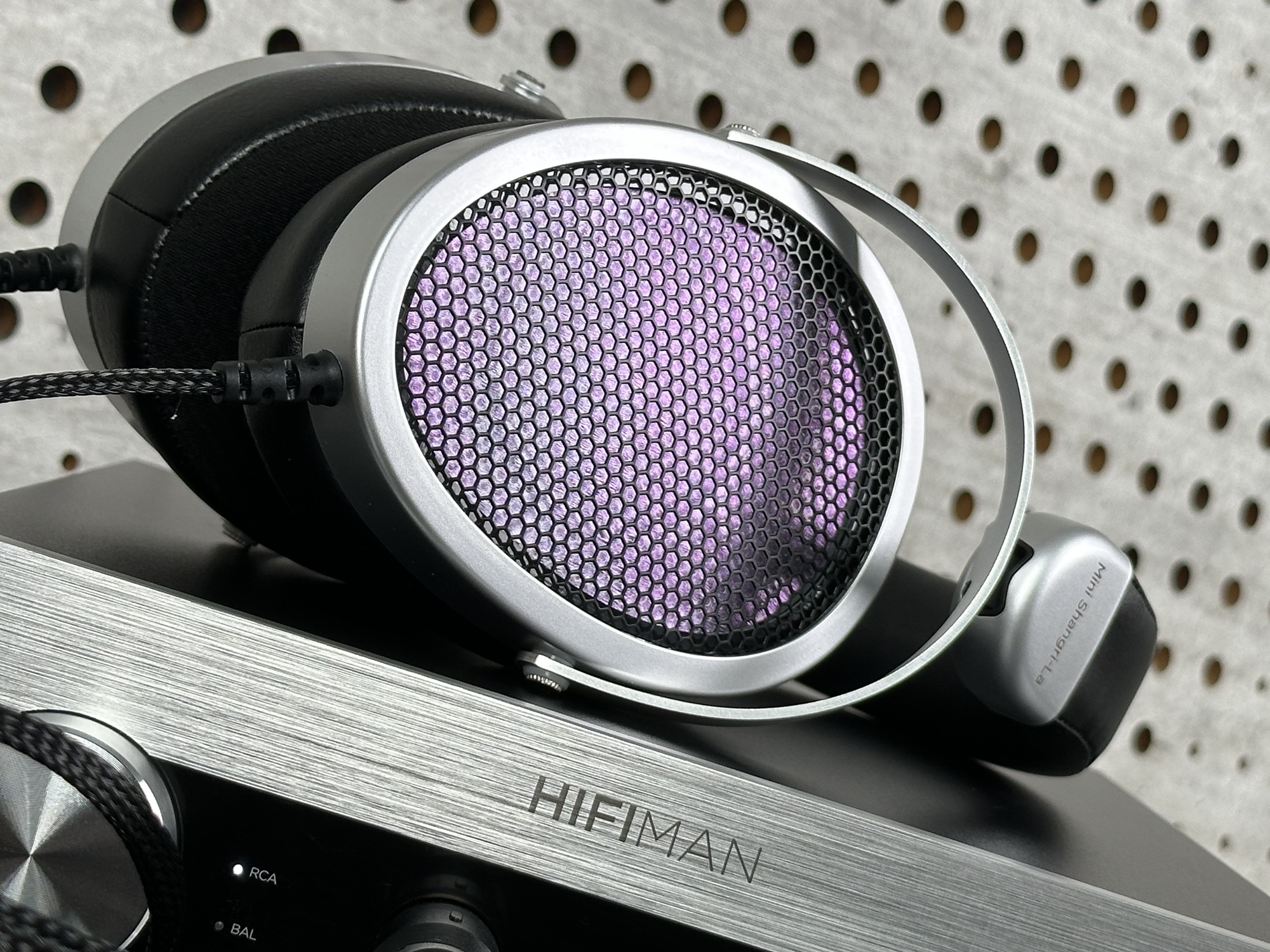 推荐 | “年轻人入手静电耳机的第一选择”HIFIMAN Mini Shangri-La迷你香格里拉-影音新生活
