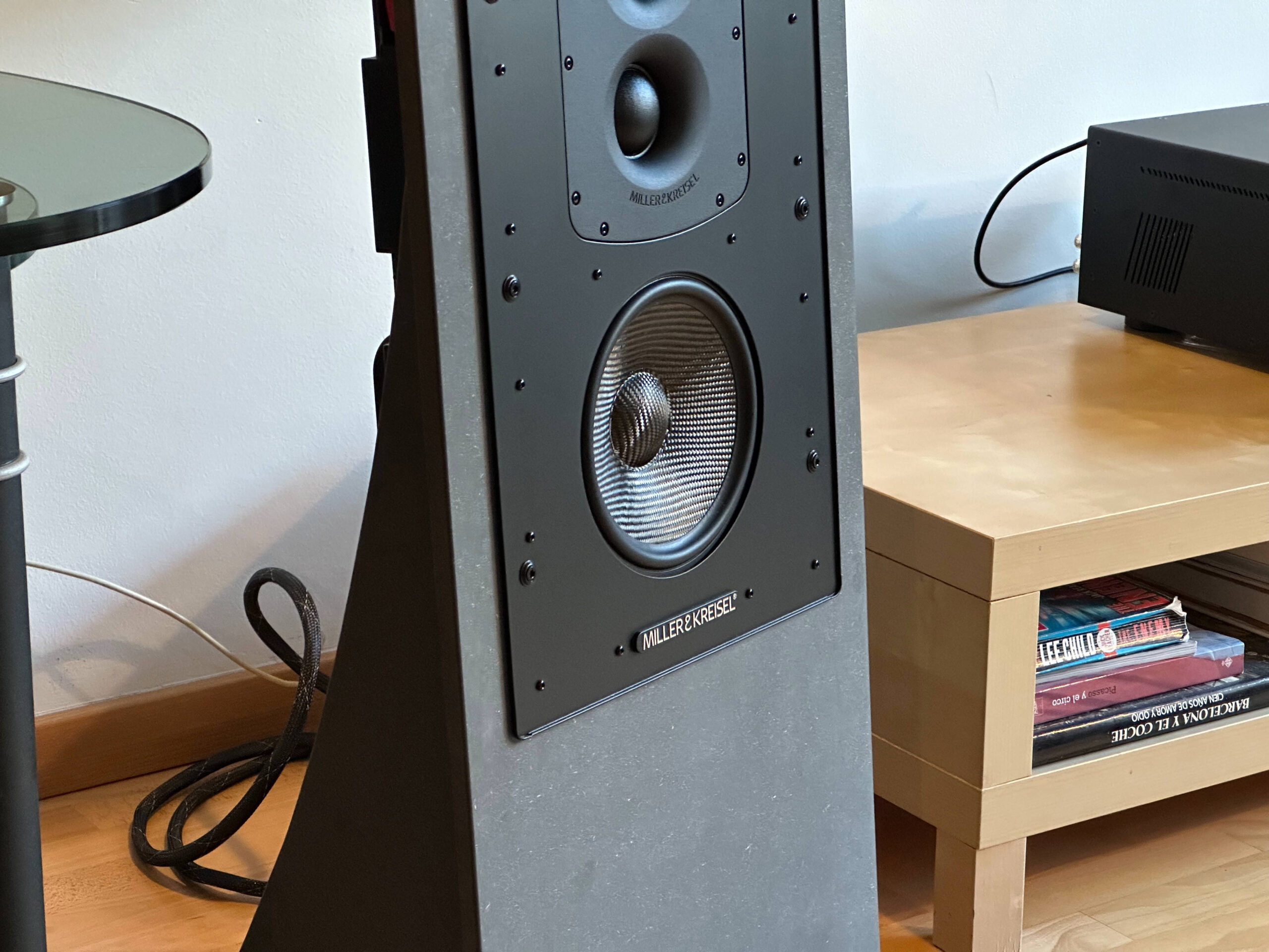 新品|“THX Dominus认证的参考级入墙式扬声器”M&K Sound IW500发布!-影音新生活