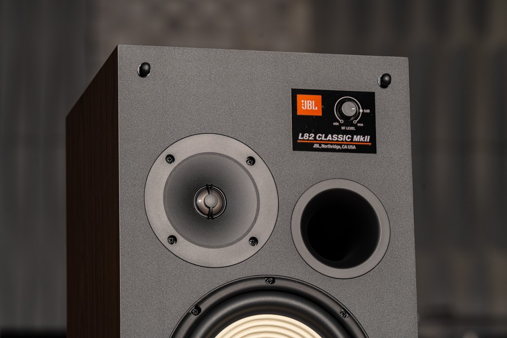 唤回我们听音乐的初衷：JBL L82 Classic MK2 书架音箱