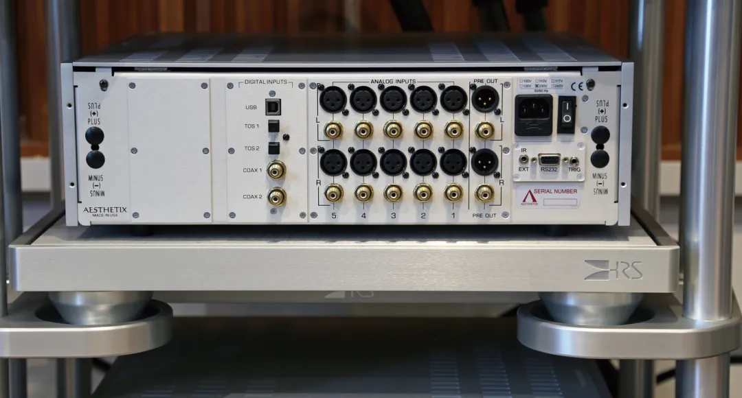 1755918266940502.jpg 3.jpg