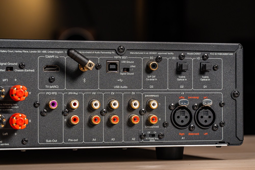 高阶 Edge 缩小化的战斗机种：试听 Cambridge Audio EXA100 综合扩大机