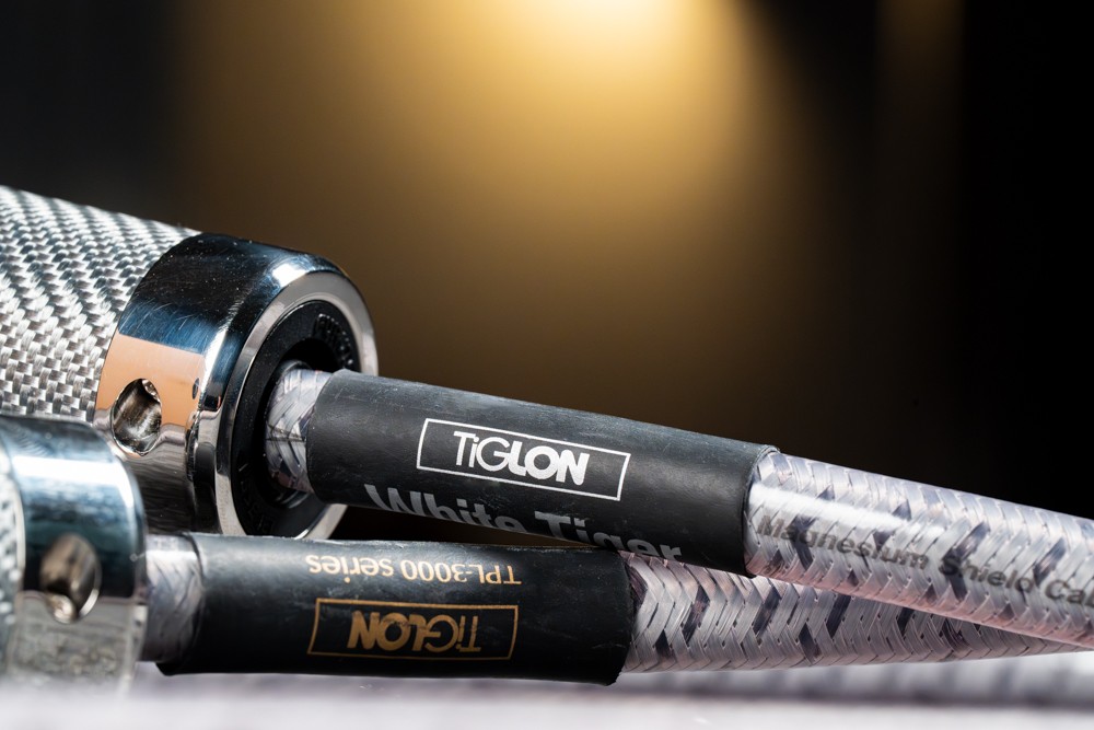 提升音乐鲜活感的好物：试听 Tiglon TPL-3000A WT 白虎电源线