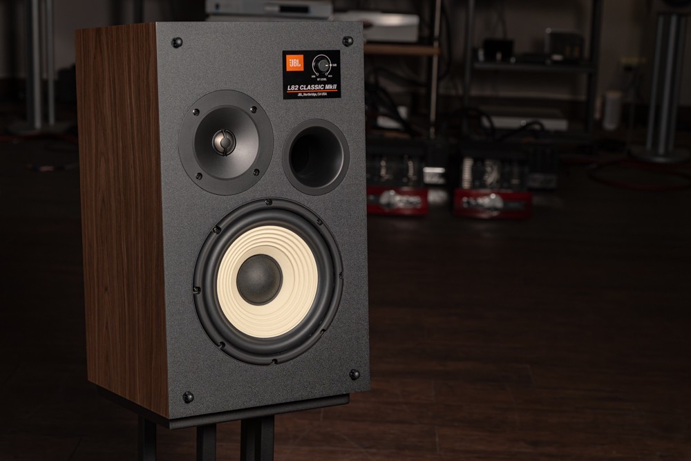 唤回我们听音乐的初衷：JBL L82 Classic MK2 书架音箱