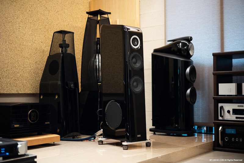 出色的立体感与定位: Moon North Collection 681数位串流DAC + 641合并扩大机