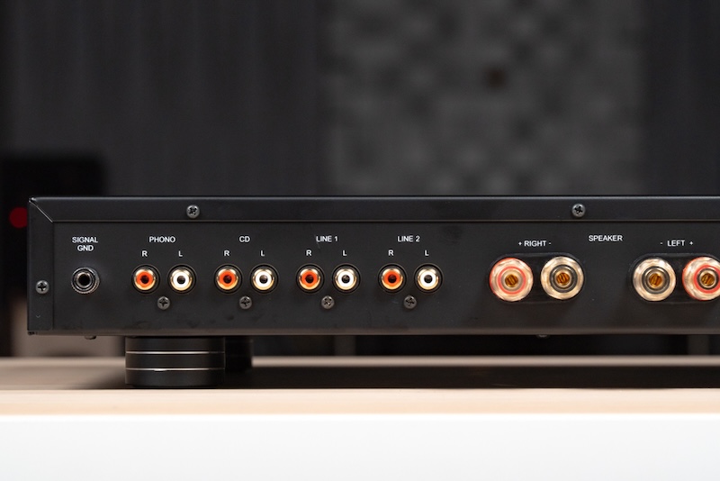 1757905120716091.jpg 听见音乐的深情款款:Aura VA40 Rebirth 综合扩大机