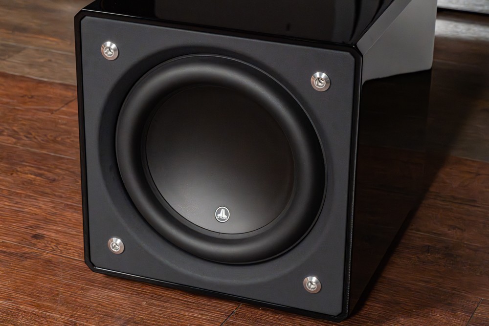 2.1 声道好搭、好玩、好调：试听 JL Audio E-Sub e112 超低音