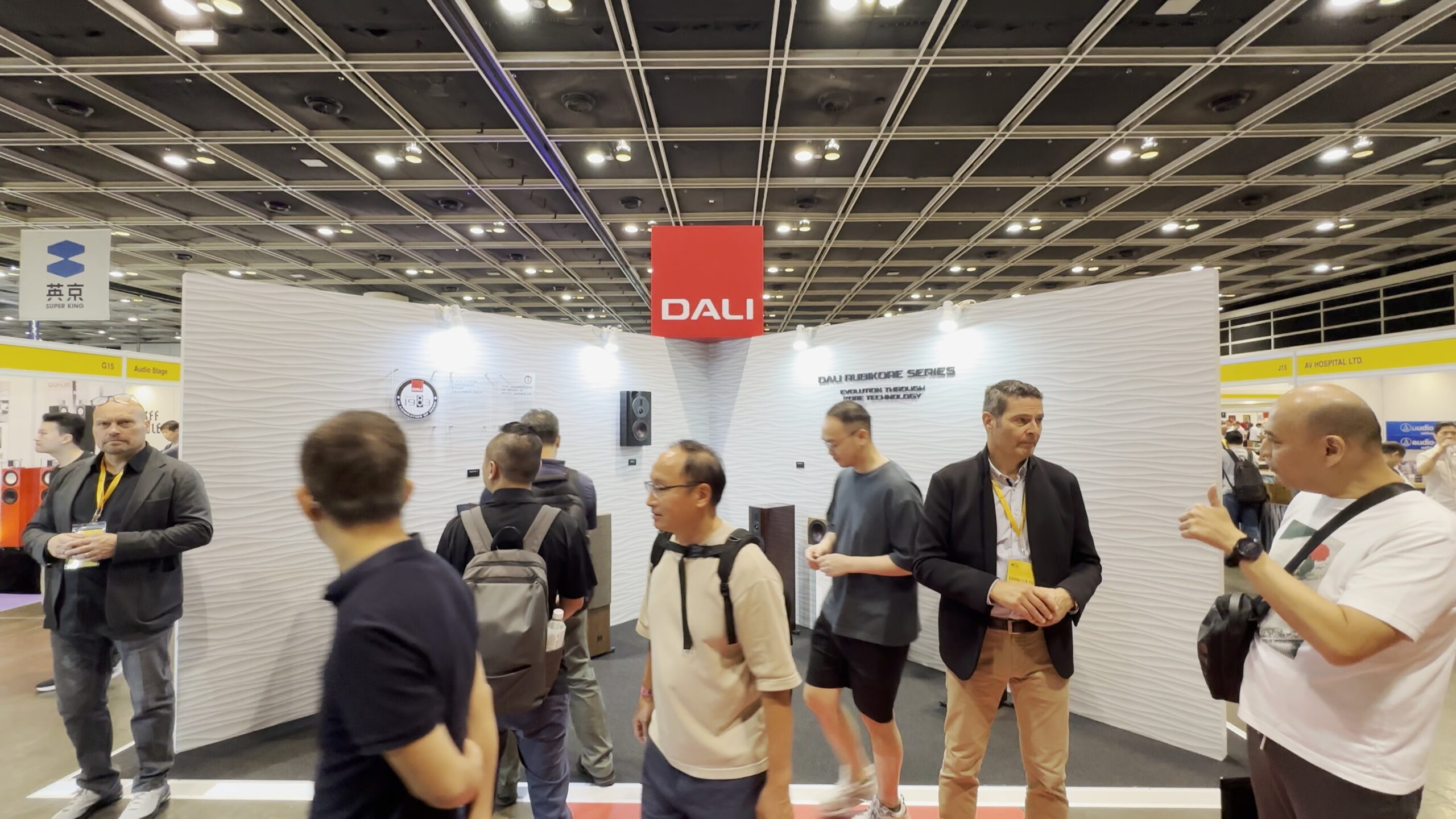 回顾|“不同维度、不同角度感受影音魅力” 丹麦DALI参加2024年香港高级视听展-影音新生活