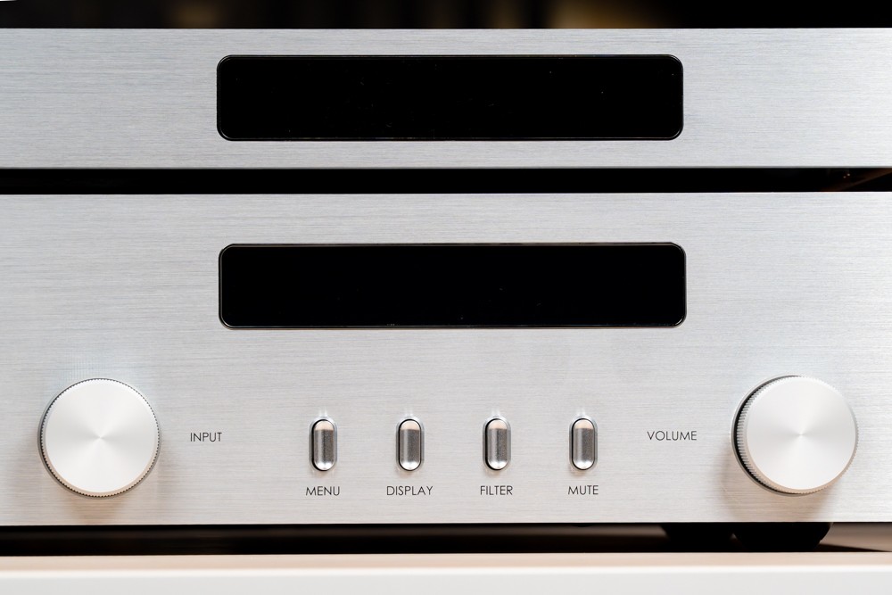 历久弥新的经典复古设计：JBL MP350 Classic 串流播放器 / SA550 Classic 综合扩大机