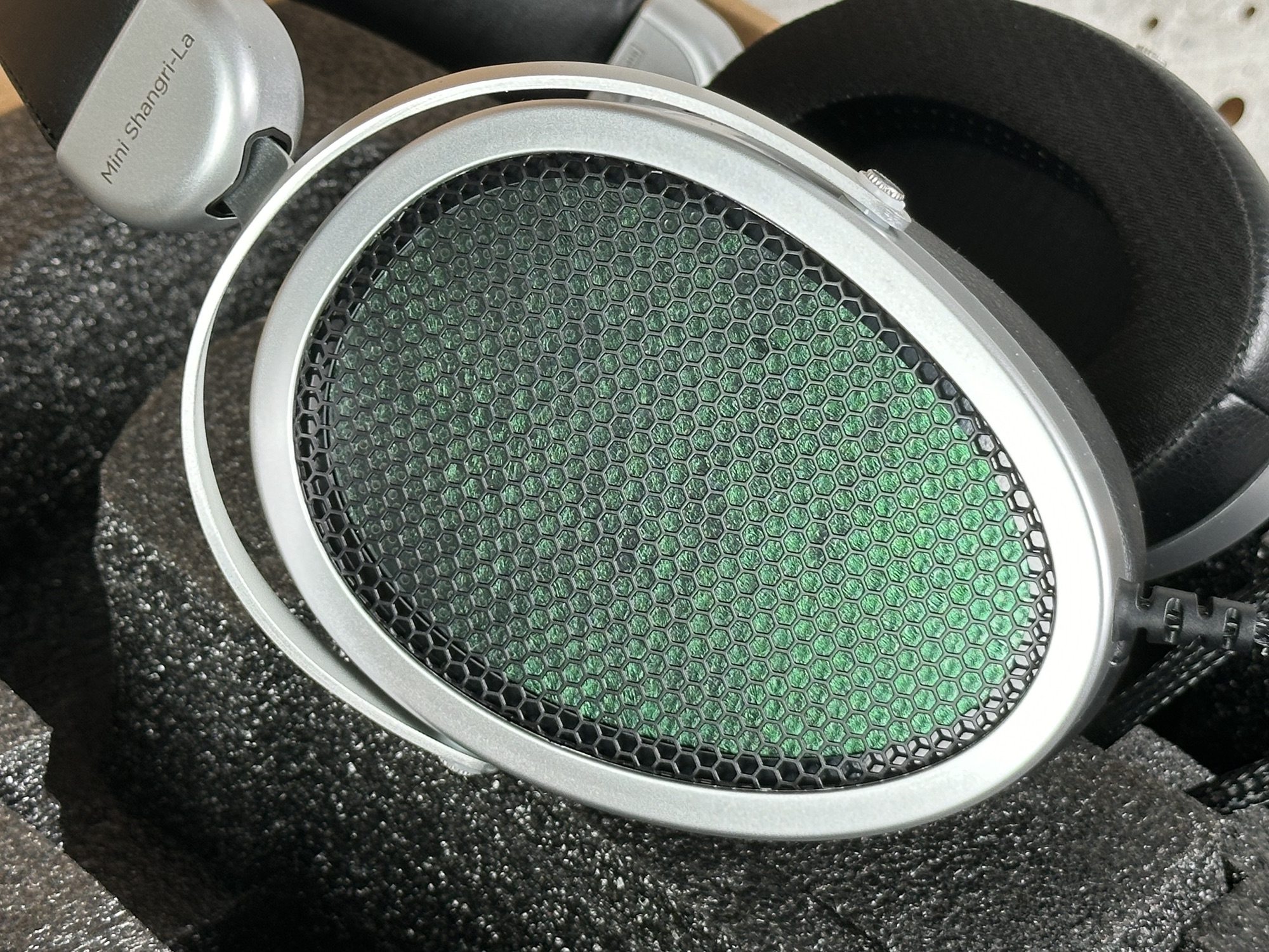 推荐 | “年轻人入手静电耳机的第一选择”HIFIMAN Mini Shangri-La迷你香格里拉-影音新生活